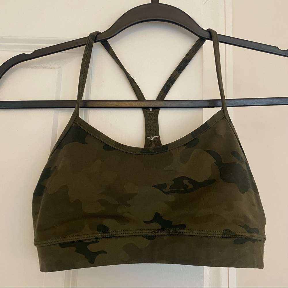 Camo lululemon sports bra